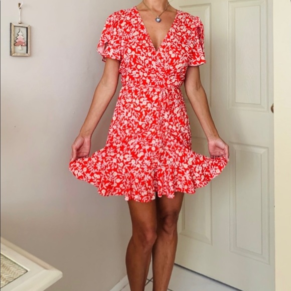 New Floral Wrap Dress - Picture 10 of 16